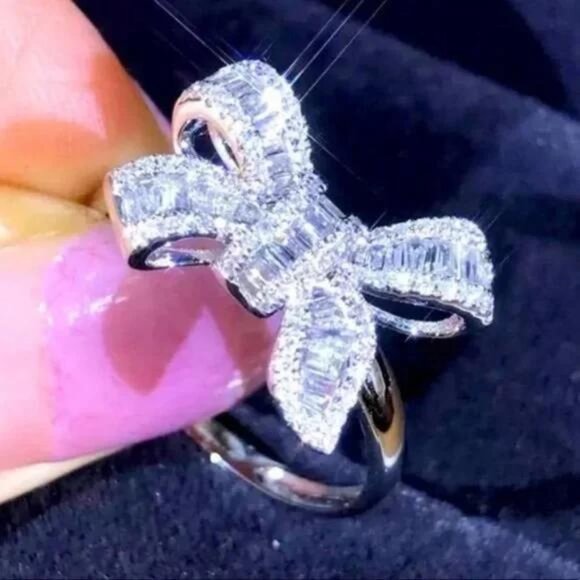 Jewelry - NEW BAGUETTE BOW 925 STERLING SILVER DIAMOND RING, CUTE RING, SHINY RING.